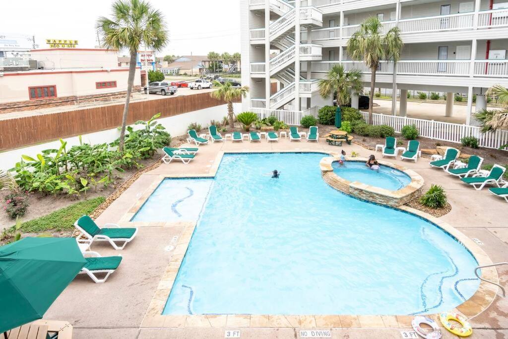 Gypsea Blu Beach Condo Steps To The Beach Galveston Exterior photo