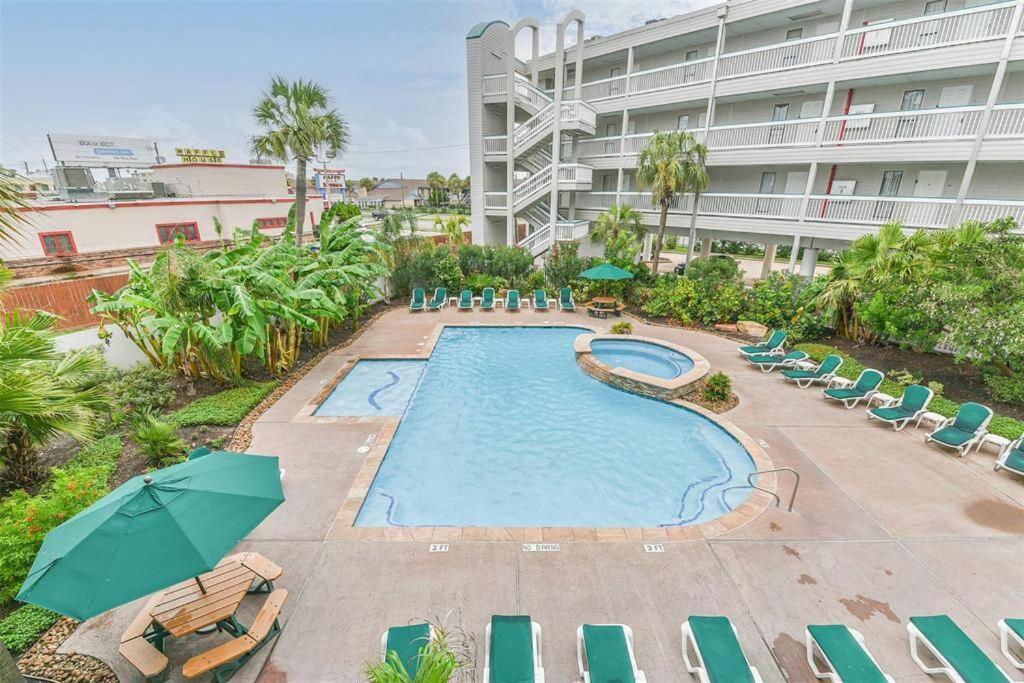 Gypsea Blu Beach Condo Steps To The Beach Galveston Exterior photo